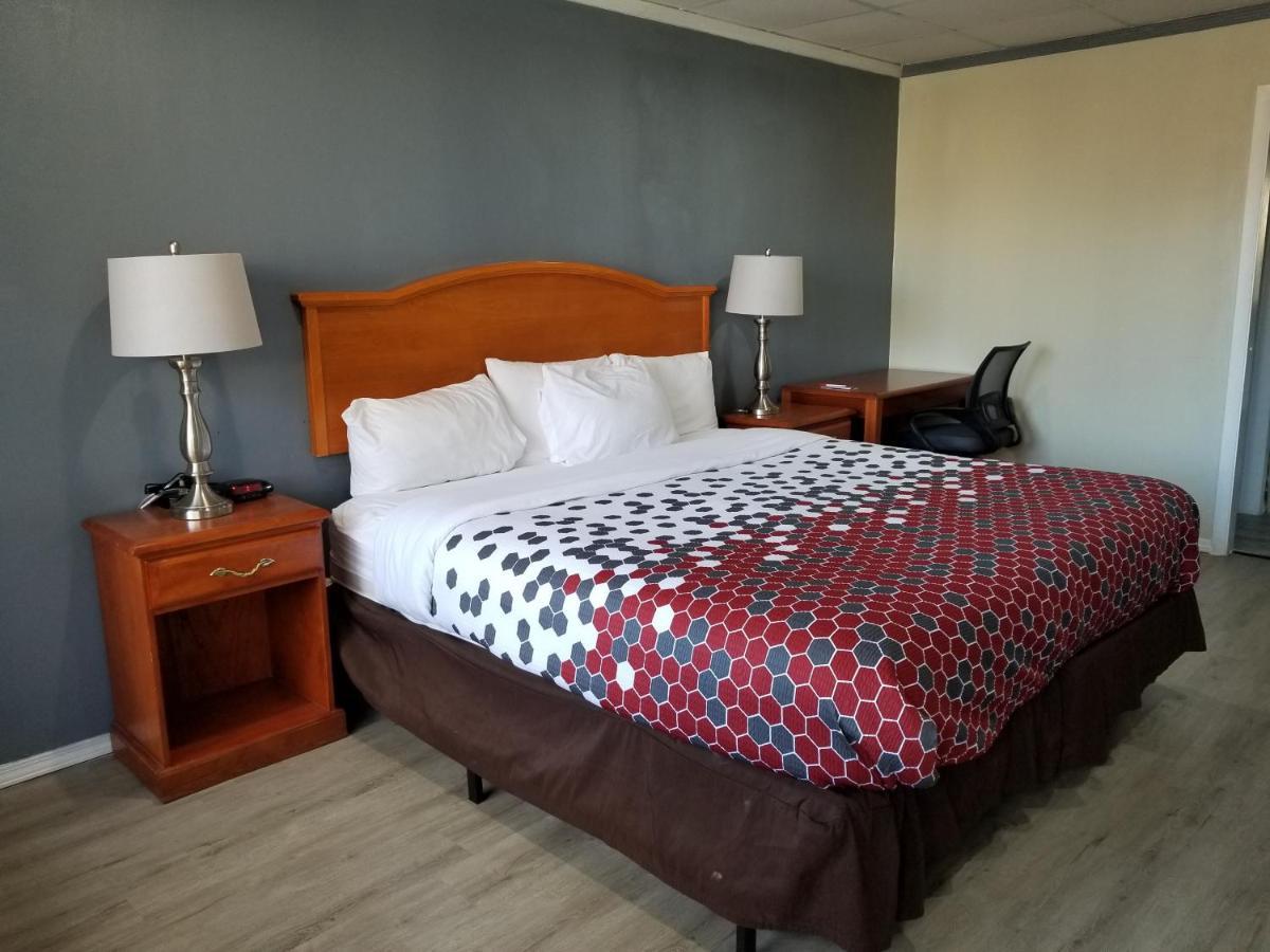 Econo Lodge Wytheville I-77 & I-81 מראה חיצוני תמונה