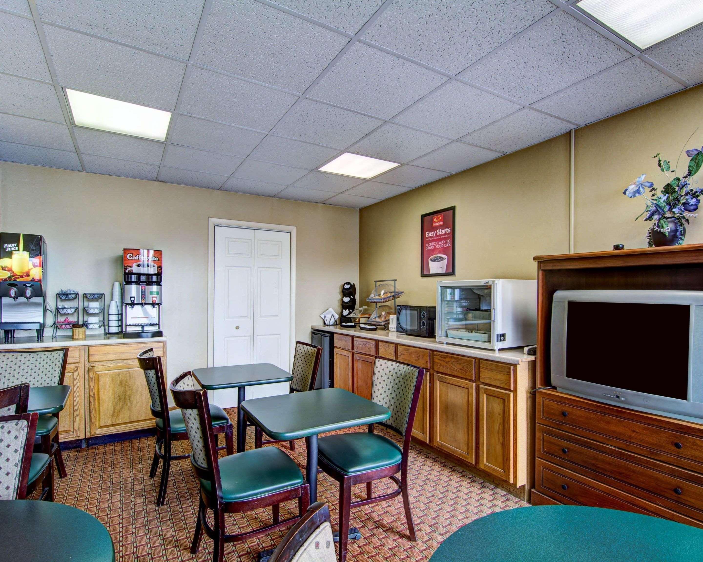 Econo Lodge Wytheville I-77 & I-81 מראה חיצוני תמונה