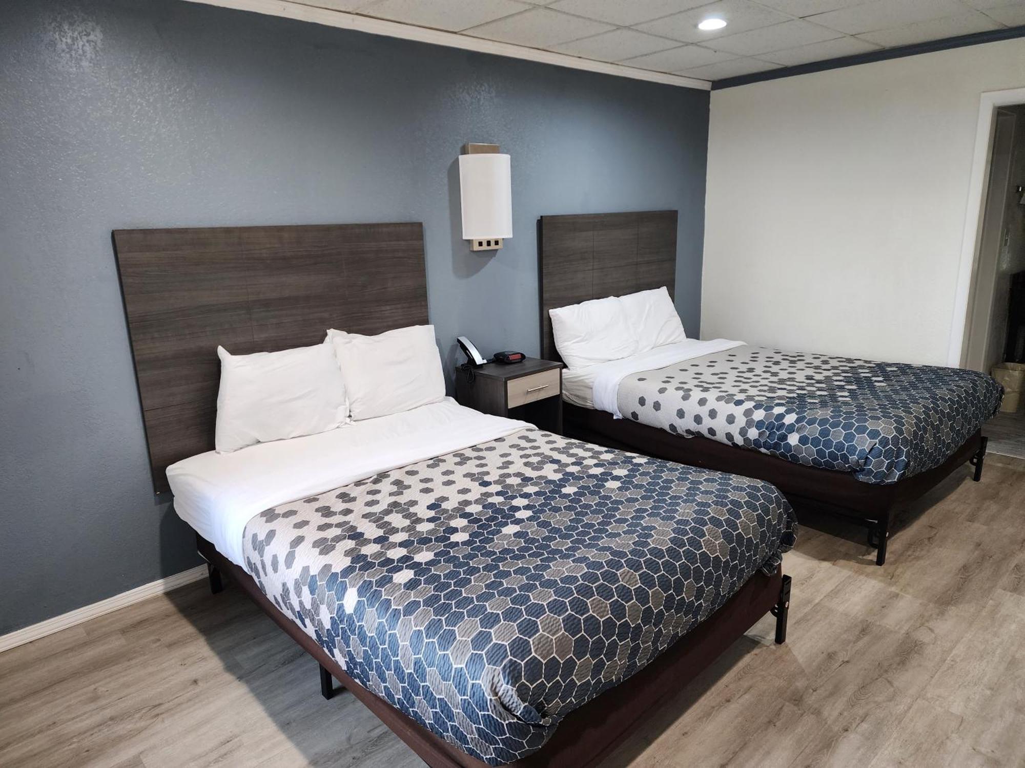 Econo Lodge Wytheville I-77 & I-81 מראה חיצוני תמונה
