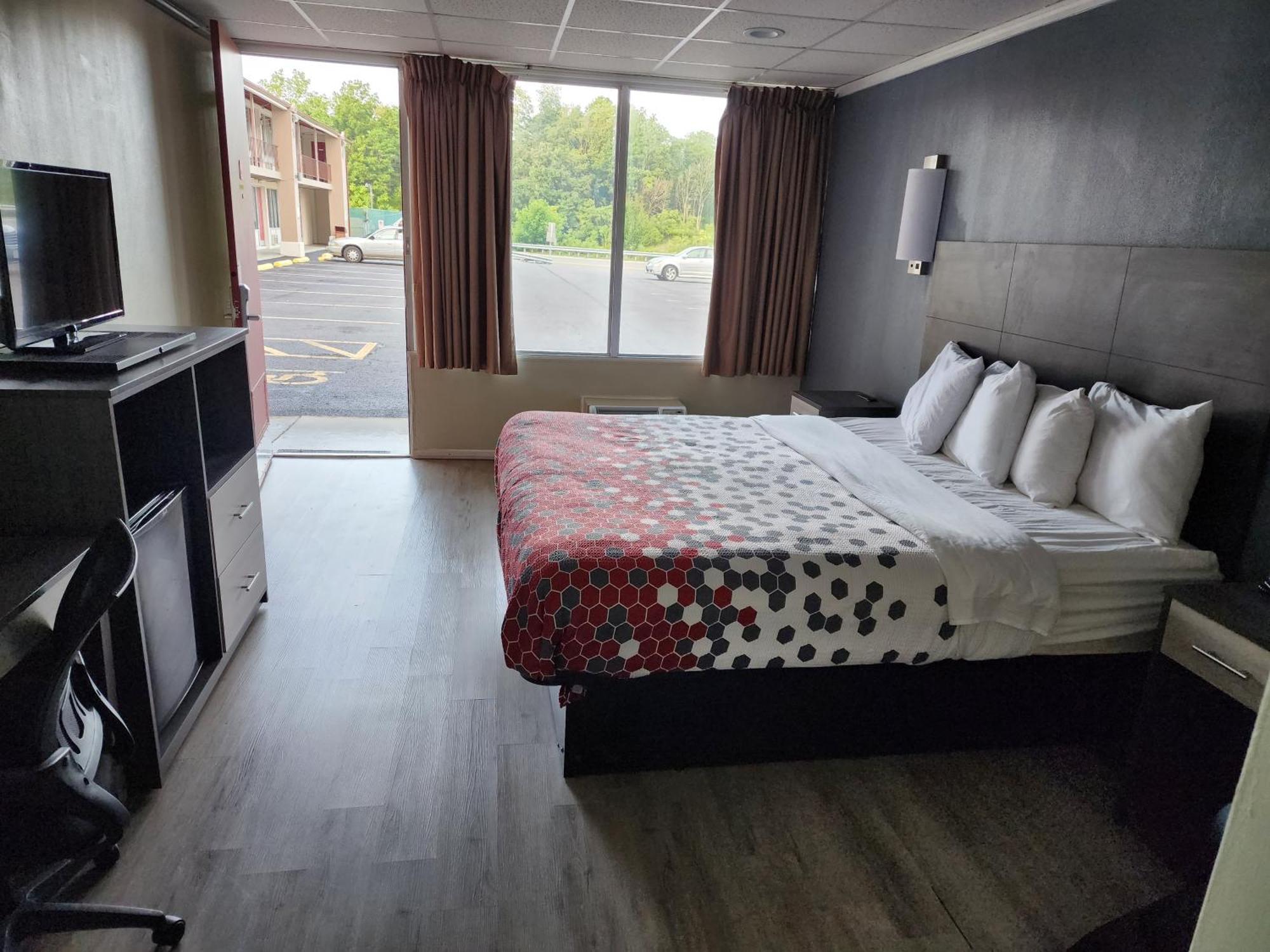 Econo Lodge Wytheville I-77 & I-81 מראה חיצוני תמונה