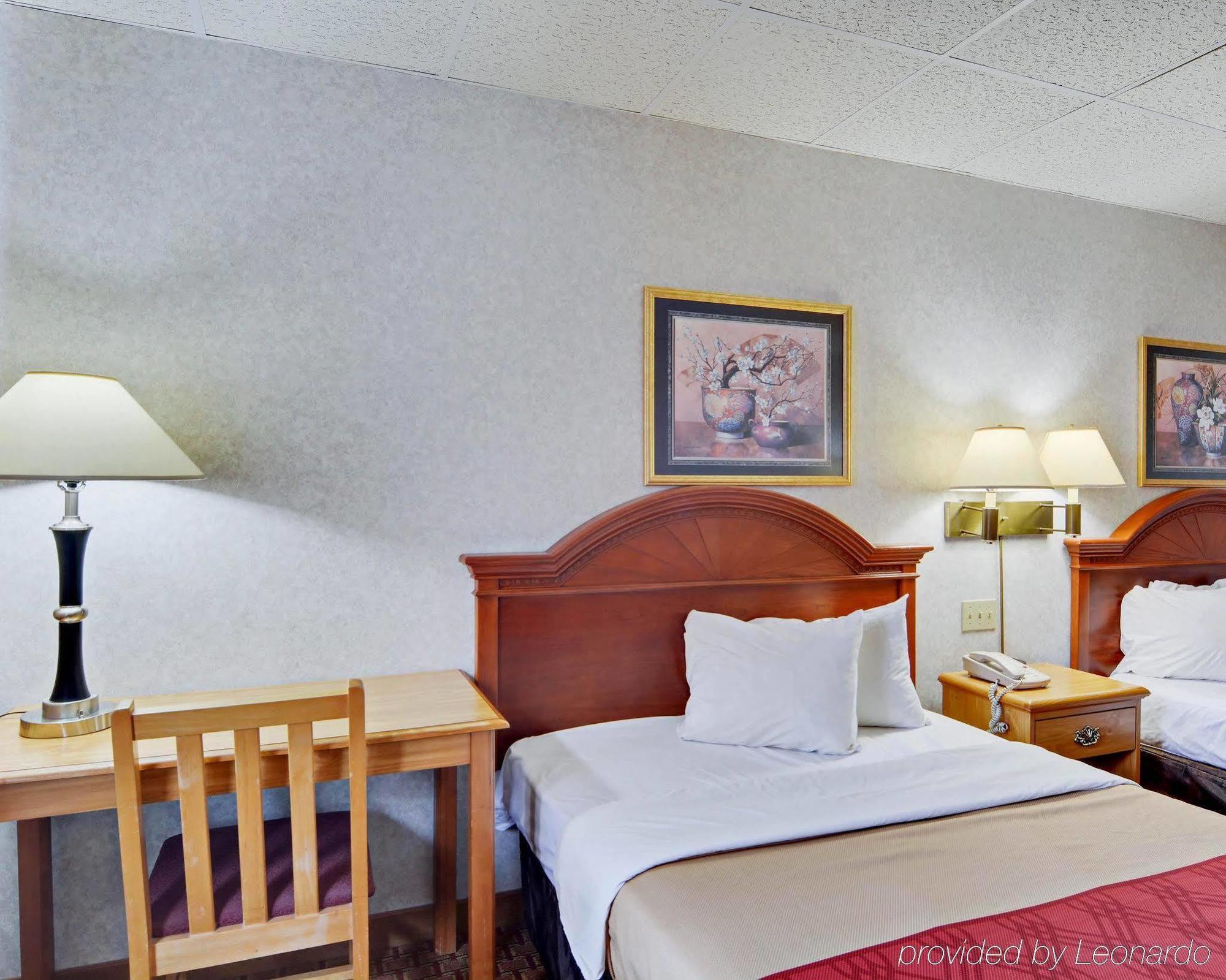 Econo Lodge Wytheville I-77 & I-81 מראה חיצוני תמונה